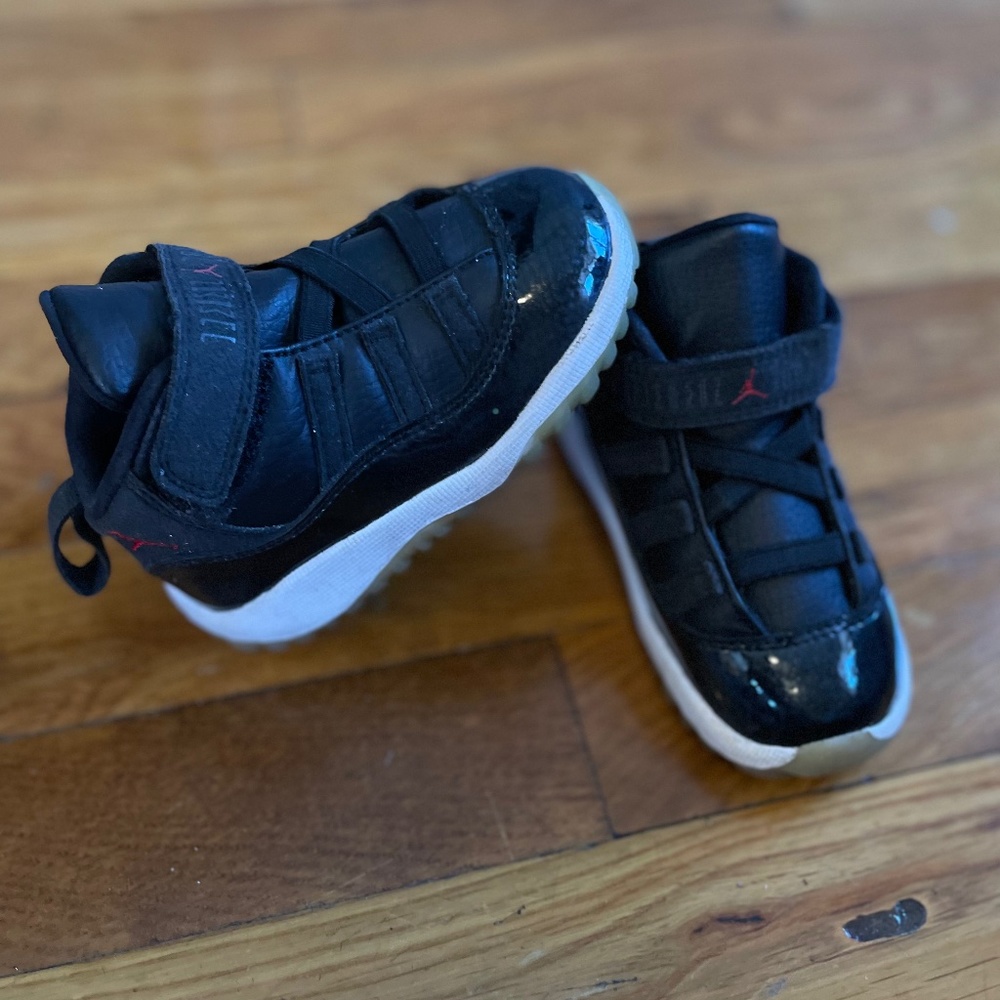 Jordan 11 72-10 Toddler Size 6
